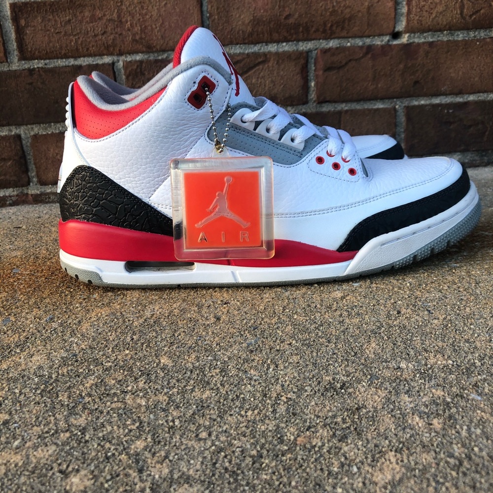 Jordan 3 “Fire Red”